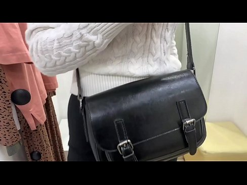 ❤️ Jaunas kuces FeralBerry publiska masturbācija ar dildo ģērbtuvē Seks video pie porno lv.123sex.ru